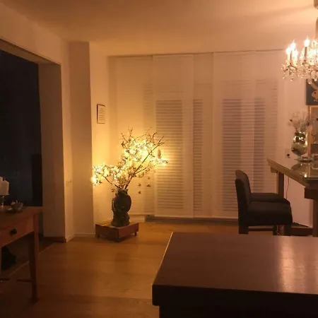 Newworkcenter Apartment *